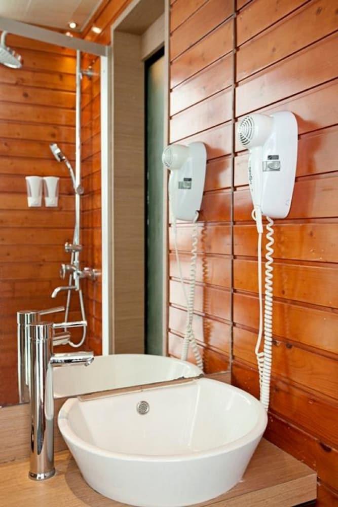 Bluejay Residences Гонконг Экстерьер фото